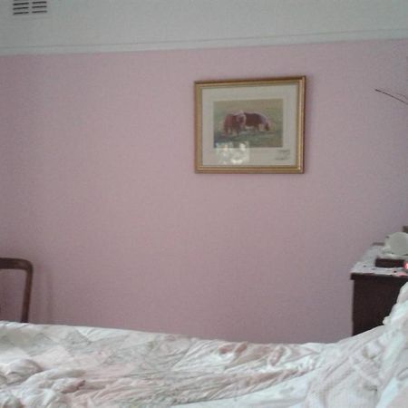 Priddy Ebborways Farm Bed And Breakfast الغرفة الصورة